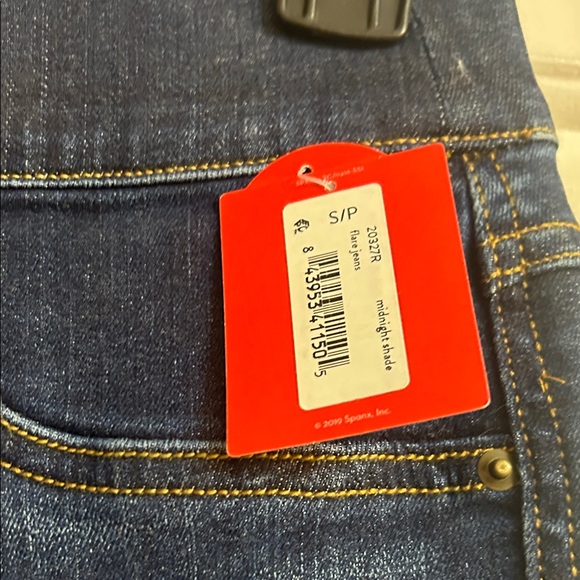 SPANX S/P Dark Blue Flared Women's Jeans new with tags NWT - Picture 2 of 5